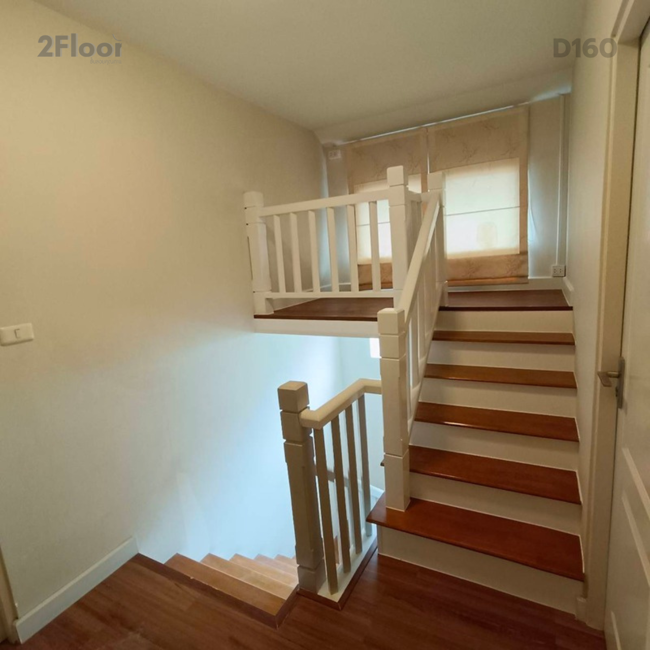 ชั้นลอยไม้