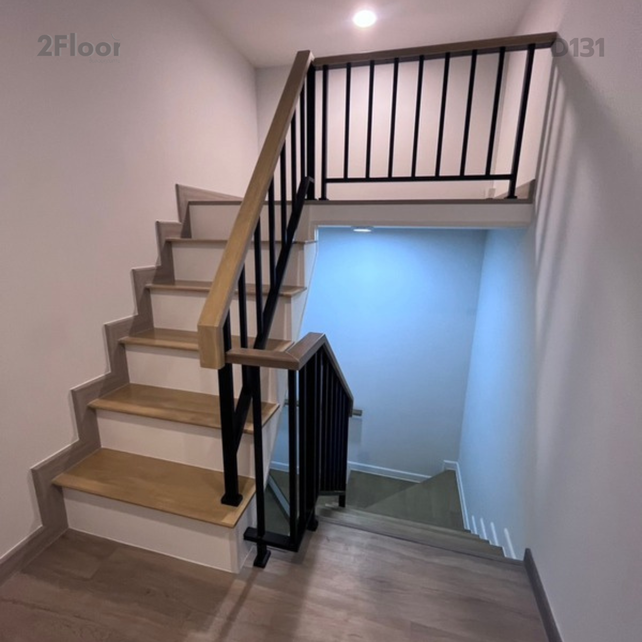 ชั้นลอยเหล็ก